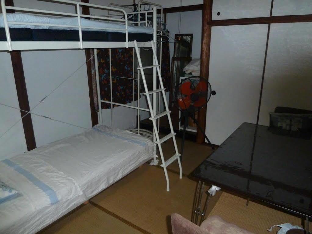 Guest House Neko Neko Toyonaka Eksteriør bilde